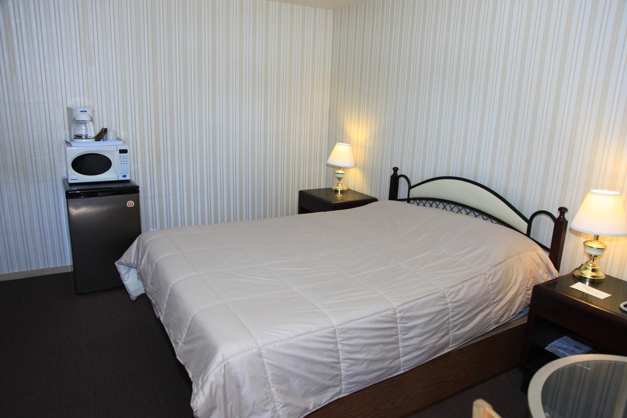 Motel Grande Ile Salaberry-de-Valleyfield Exterior photo